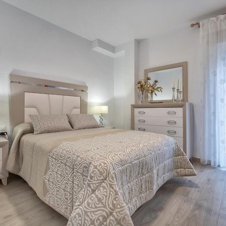 Apto Vallellano Junto Al Casco Historico & Parking Incluido Cordoba Luaran gambar