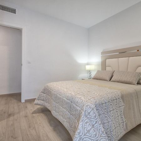 Apto Vallellano Junto Al Casco Historico & Parking Incluido Cordoba Luaran gambar