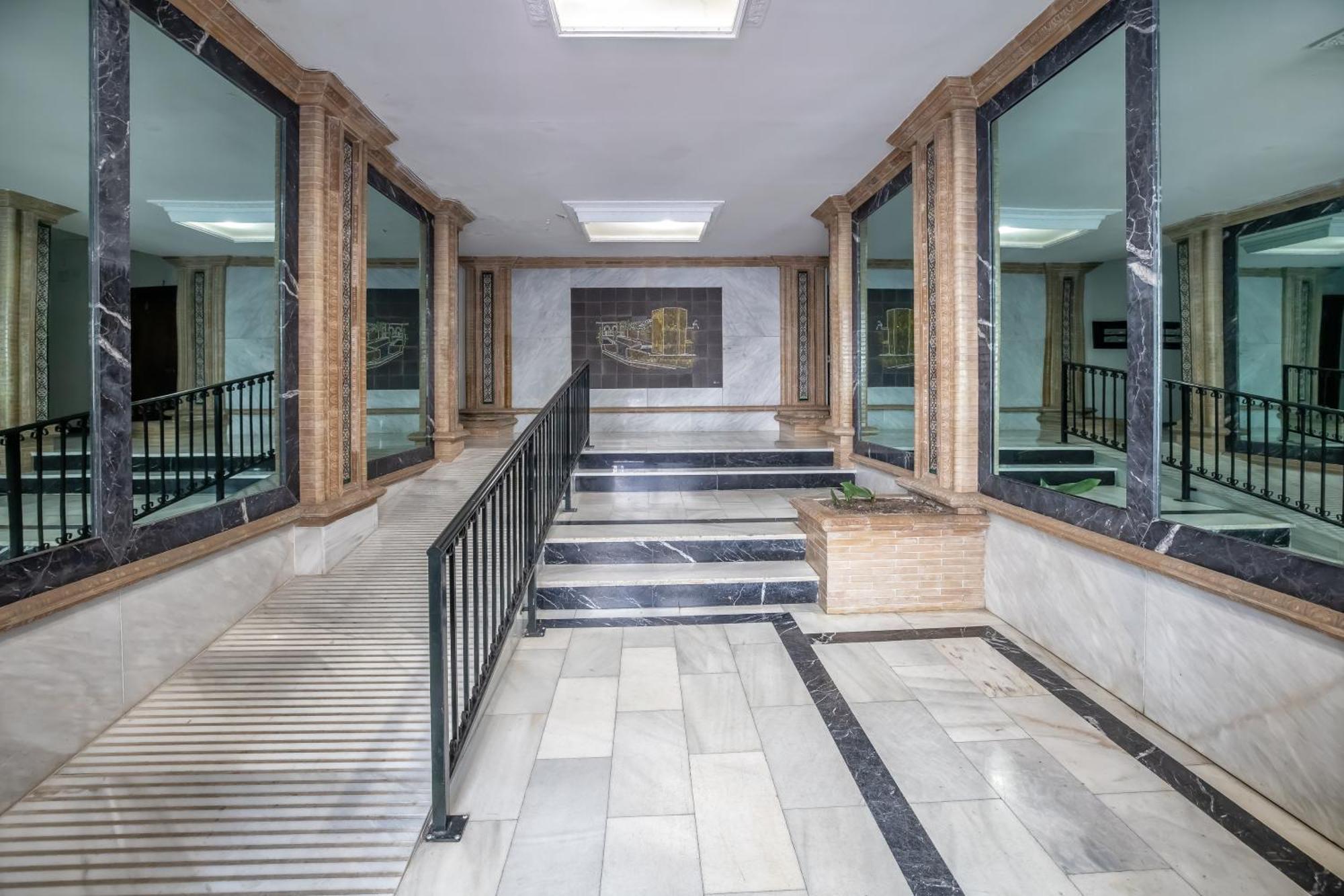 Apto Vallellano Junto Al Casco Historico & Parking Incluido Cordoba Luaran gambar